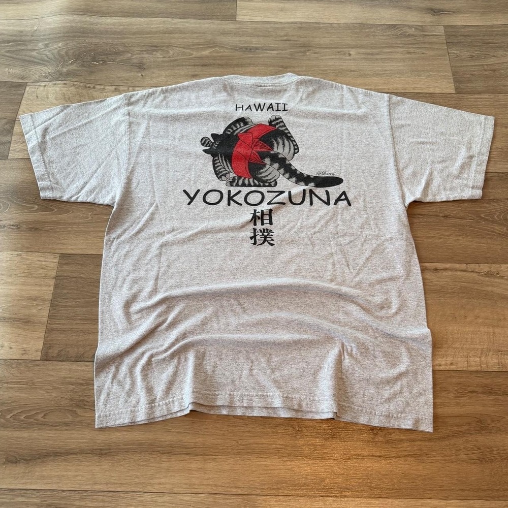 Yokozuna Hawaii Balloon Cats break through tee